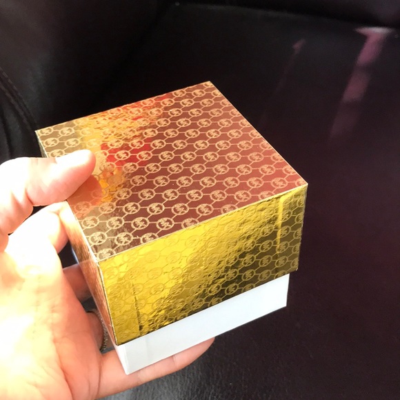 MICHAEL KORS BOXED ROSE GOLD BELT BANGLE BRACELET. - Picture 8 of 8